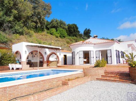 spain houses for sale zillow